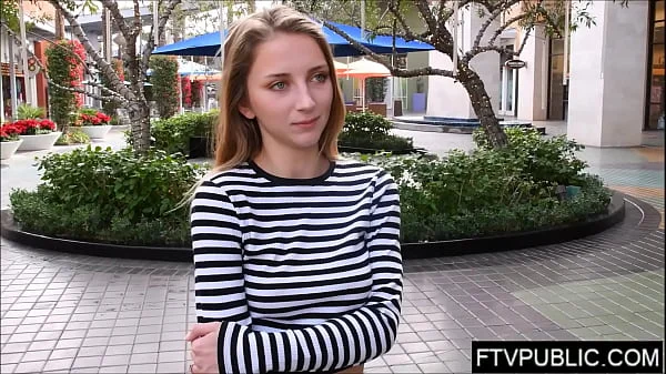 young amateur public tits