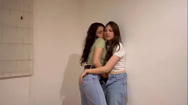 Happy ending with an office lesbian!!
