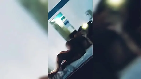 ¡ CULIANDOME En Hotel La Puta Del CORNUDO De Mi COMPA ! Cuando Este Se Va A Trabajar A La Usa Y Se Demora Y La Deja Sin Dinero Espero No Lo VEA !