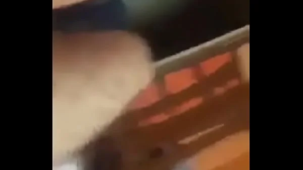 ماما اتفشخت من دكرها