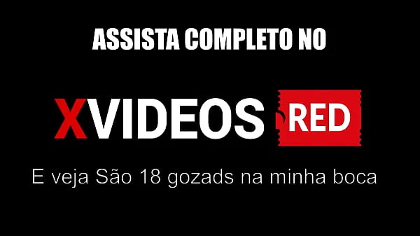 Rainha do boquete amador tomando 18 gozadas na boca e bebendo muito leite da macho - Compilação