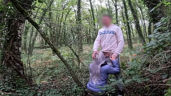 I surprise a strange girl in the forest when I jerk off and she fucks me without caring if they see us