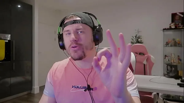 I Asked Mrs. Claus For My Christmas Present (Fap CEO) [Uncensored]
