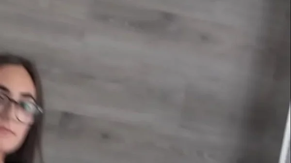 He proves he can pick any girl at the Barcelona beach