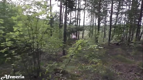 Horny Girlfriend Loves To Walk Naked In The Woods