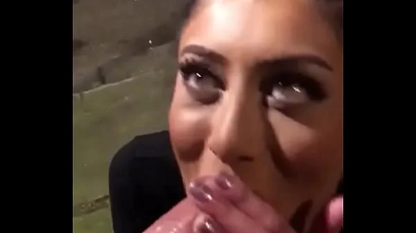 mamando em publico