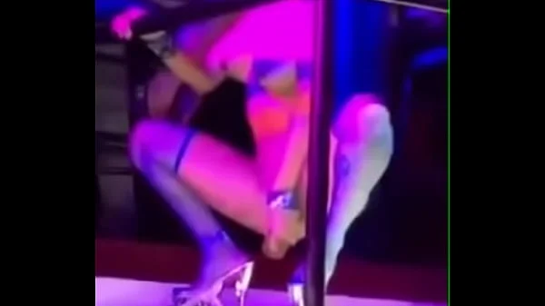 CARDI B SHOVES BOTTLE IN AND OUT OF PUSSY HOLE  IN STRIP CLUB 2024